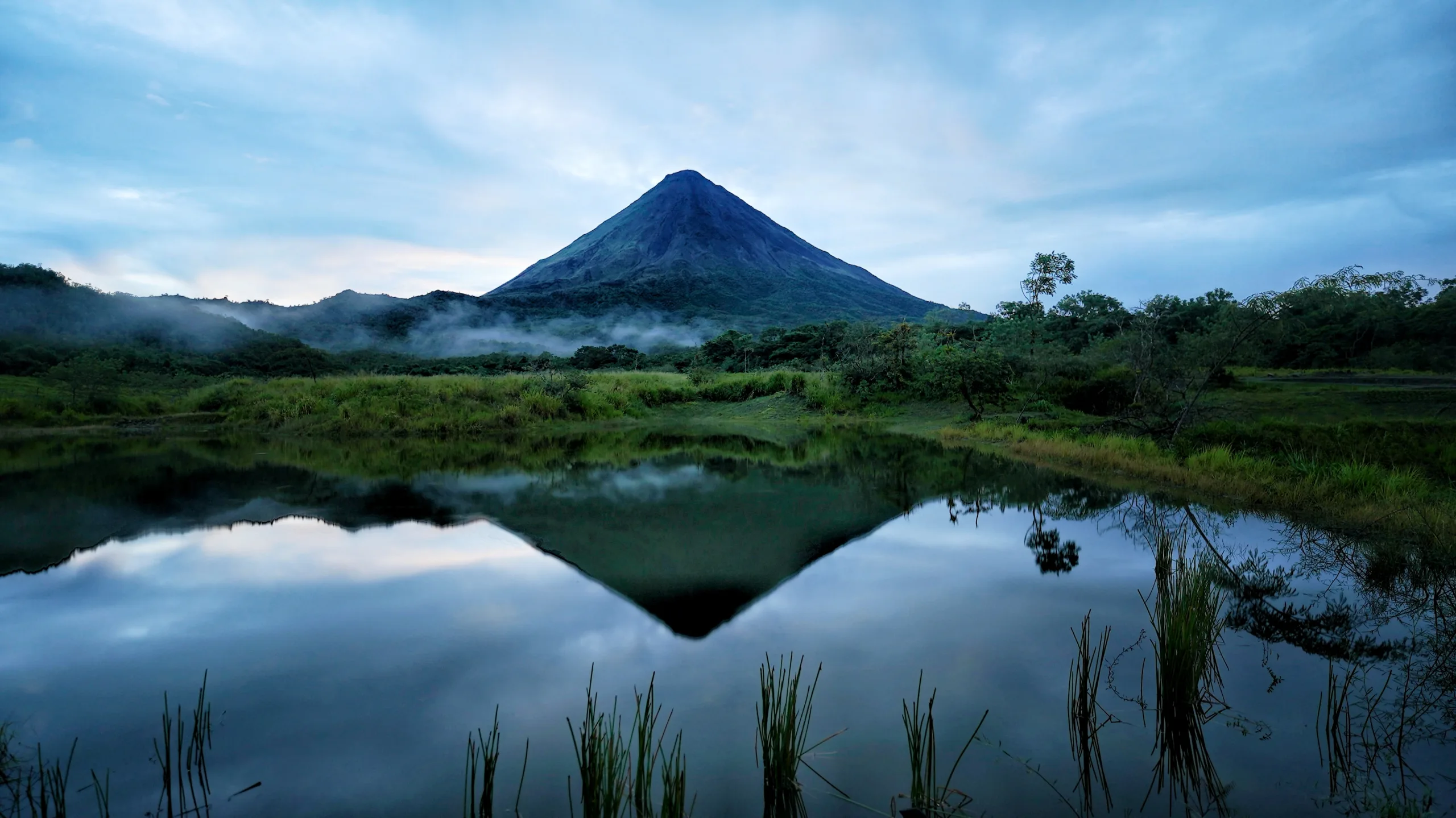 Nature Lover Combo 1 (Puentes Colgantes + Catarata de La Fortuna + Almuerzo + Caminata al Volcán Arenal) - 6